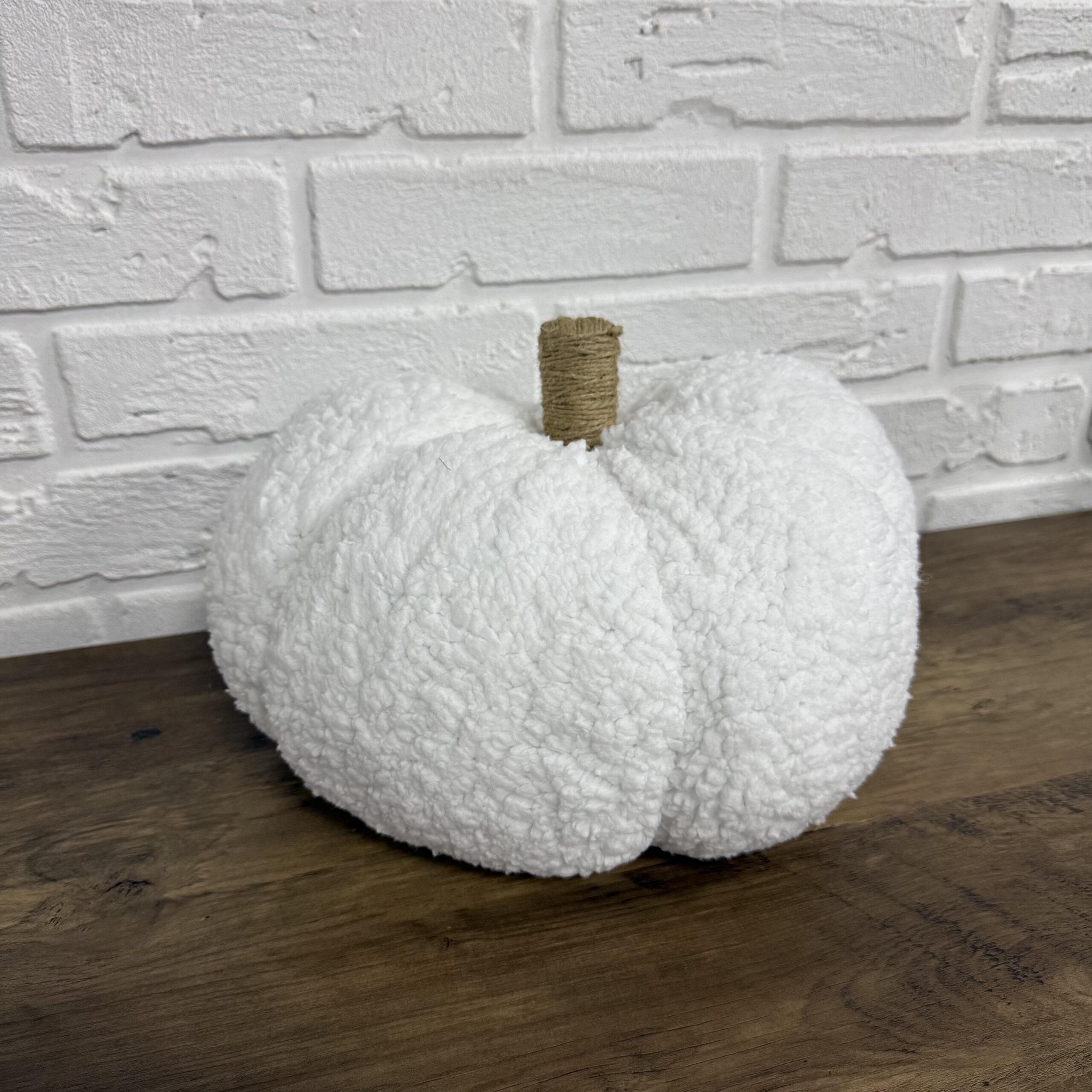 Подушка Comfort Home тыква декоративная меховая Ø 45 см