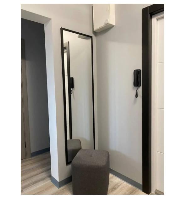 Дзеркало настінне 2290 в повний зріст в тонкій рамі 1800х800 мм Чорний (29367124) - фото 4 Дзеркало настінне 2290 в повний зріст в тонкій рамі 1800х800 мм Чорний (29367124) - фото 4