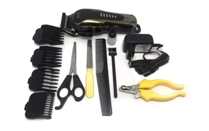 Машинка для стрижки животных Gemei GM 6063 + 4 насадки Машинка для стрижки животных Gemei GM 6063 + 4 насадки