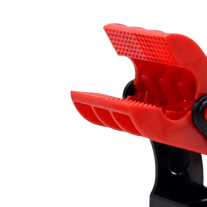 Зажим держатель для автомобильных ковриков Multifunctional Clip