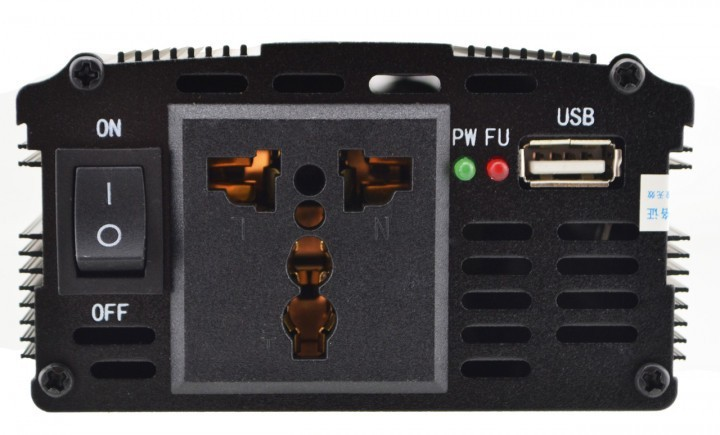 Інвертор напруги автомобільний UKC 12-220V 1500W - фото 3 Інвертор напруги автомобільний UKC 12-220V 1500W - фото 3