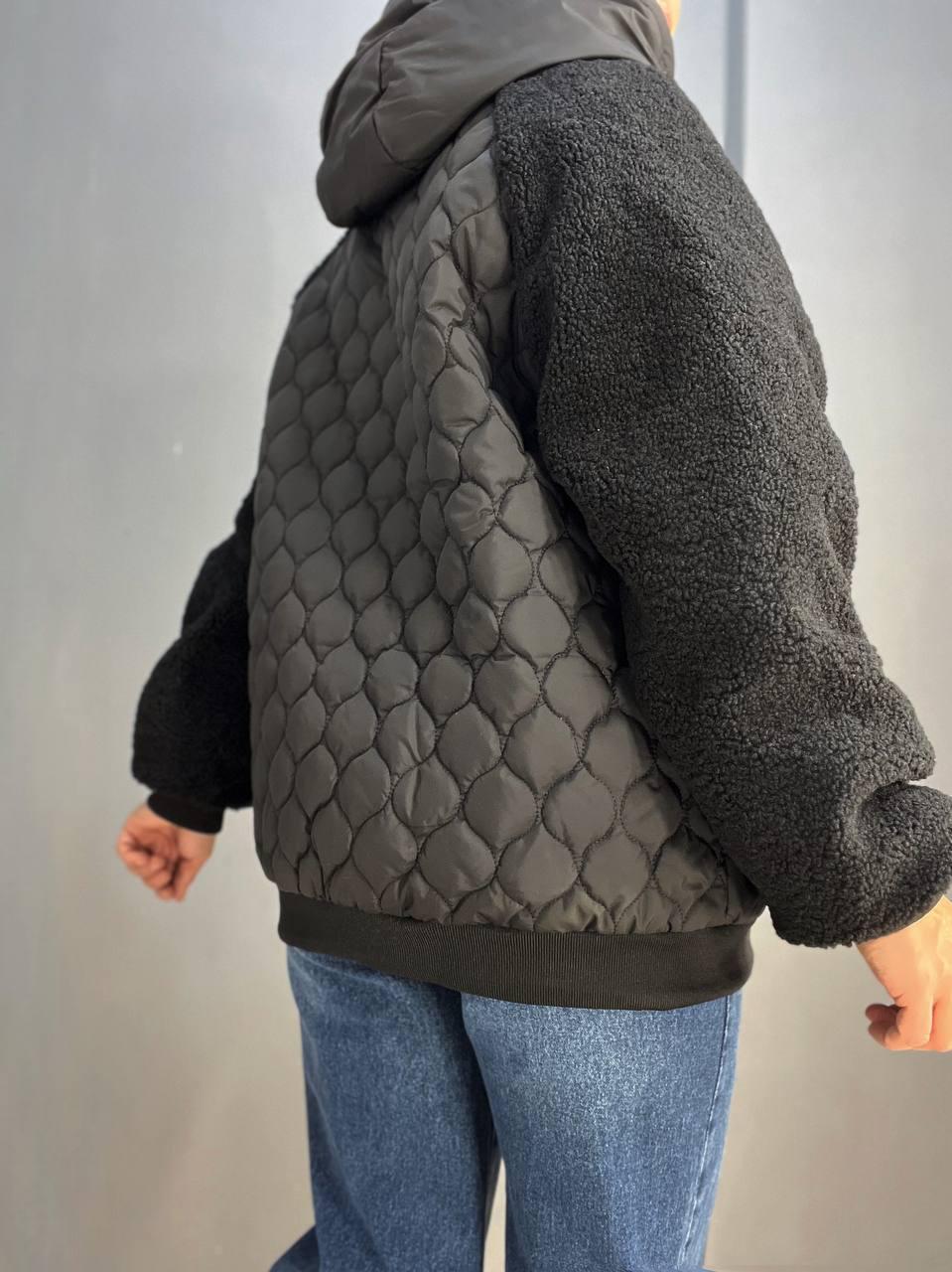 Куртка женская DARK SNOW 2355 стеганая ркува искусственный мех с капюшоном увеличенные размеры р. 56 Черный (1315) - фото 3