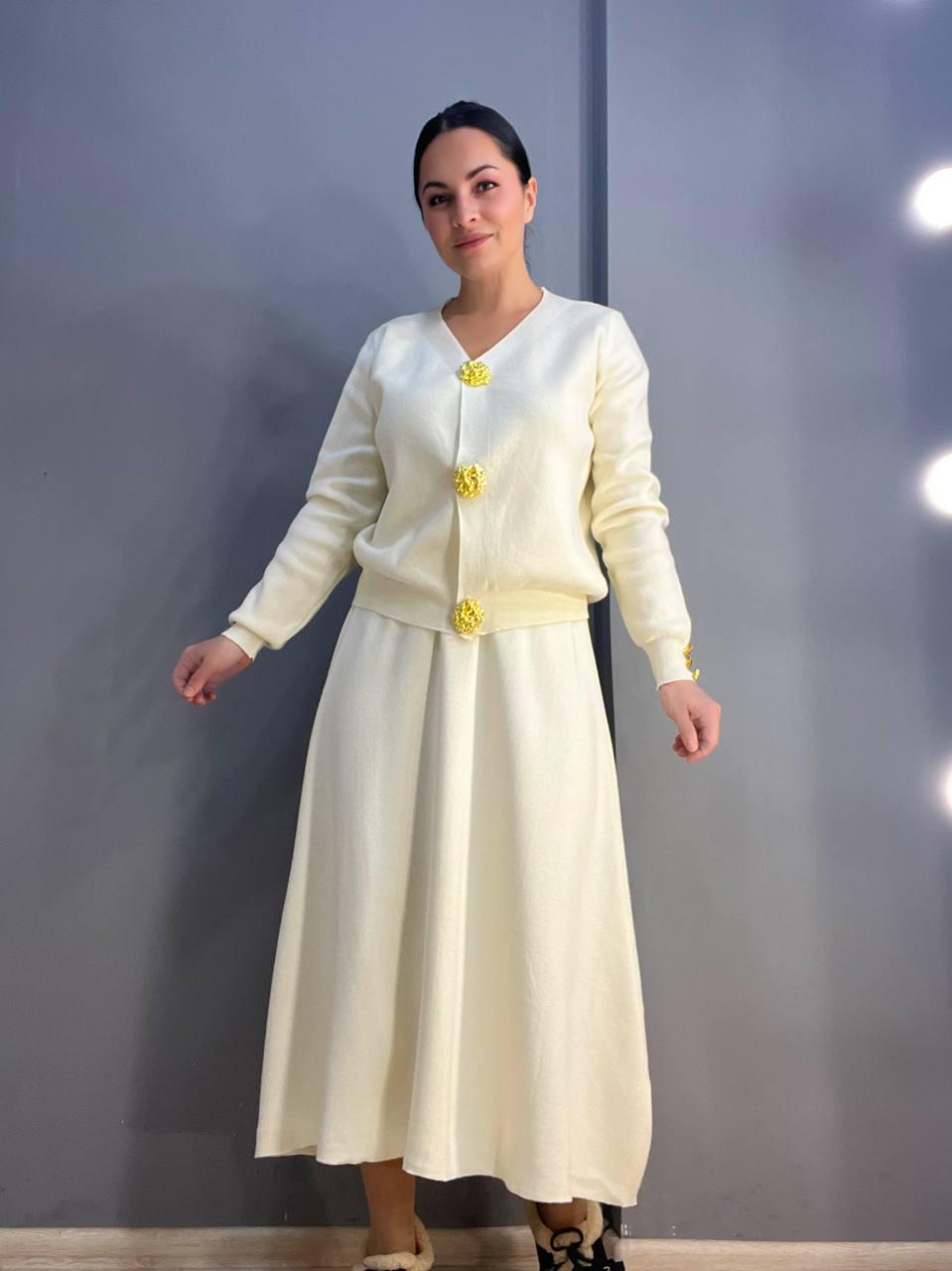 Костюм женский De Red 8966 кардиган с юбкой OS Молочный (3179)