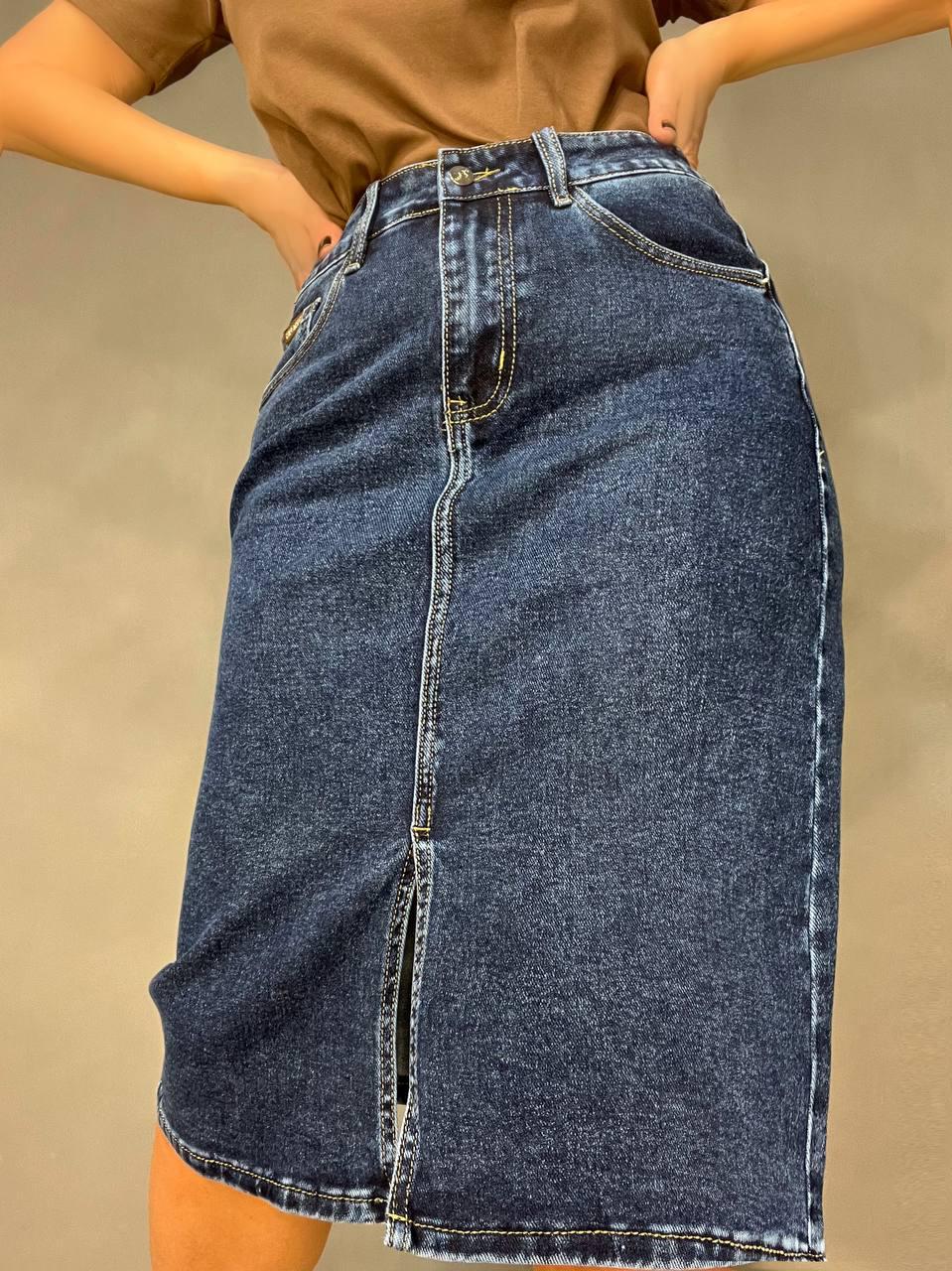 Юбка женская джинсовая Liana 269 большие размеры прямой крой средняя длина стрейчевая разрез впереди р. 31 Темно-синий (3591) - фото 7