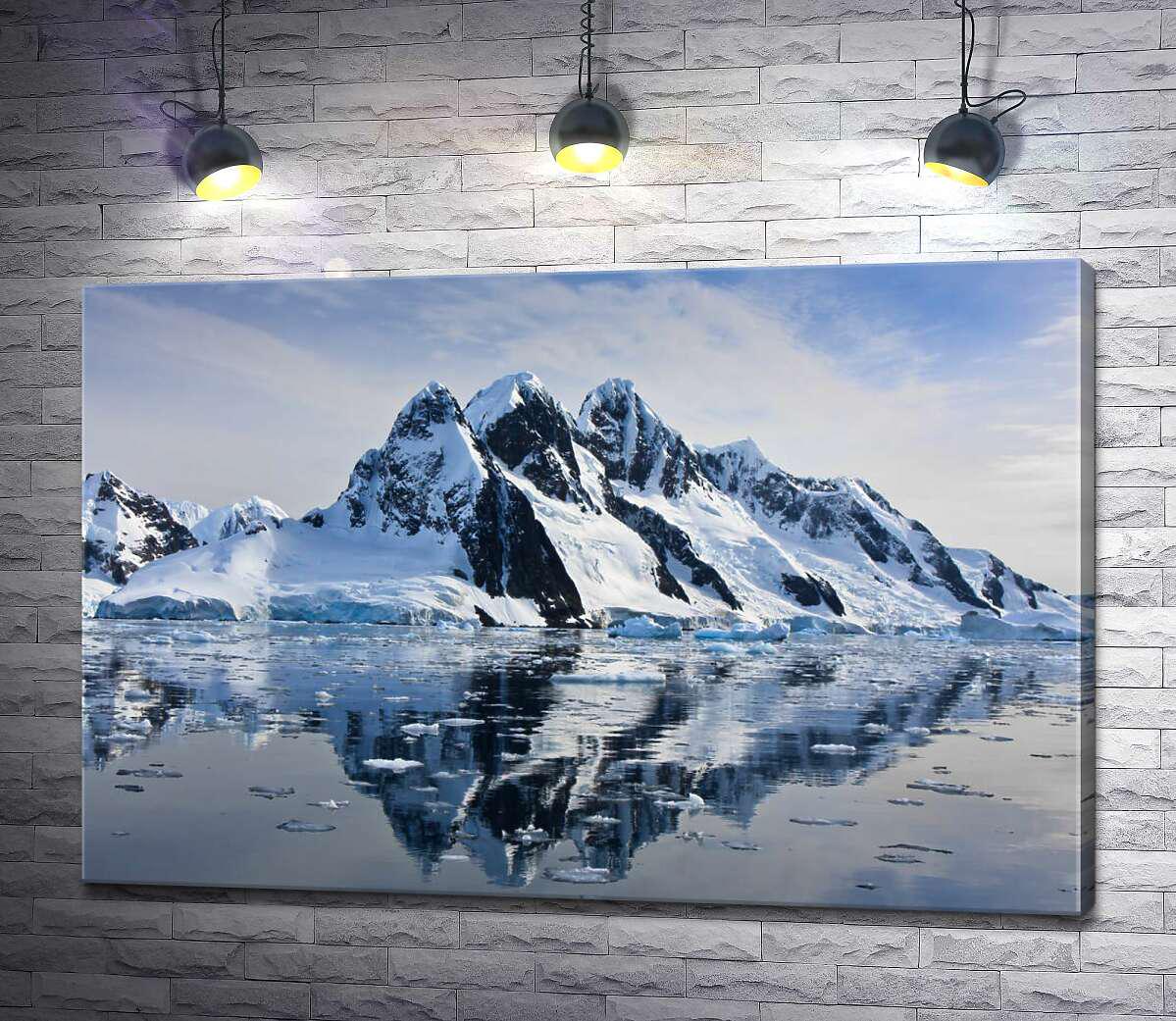Картина ArtPoster Горные заснеженные вершины стоят на берегу океана 50x33 см Модуль №1 (002664)