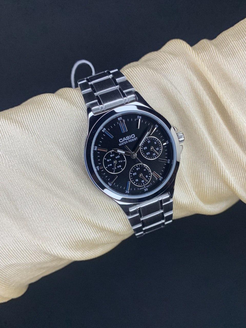 Наручний годинник жіночий Casio LTP-V300D-1A Lady Timeless Collection Чорний (2823376955)