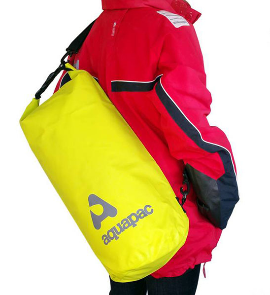 Гермомешок водонепроницаемый AQUAPAC 735 TrailProof Drybag с плечевым ремнем 25 л Acid Green - фото 4