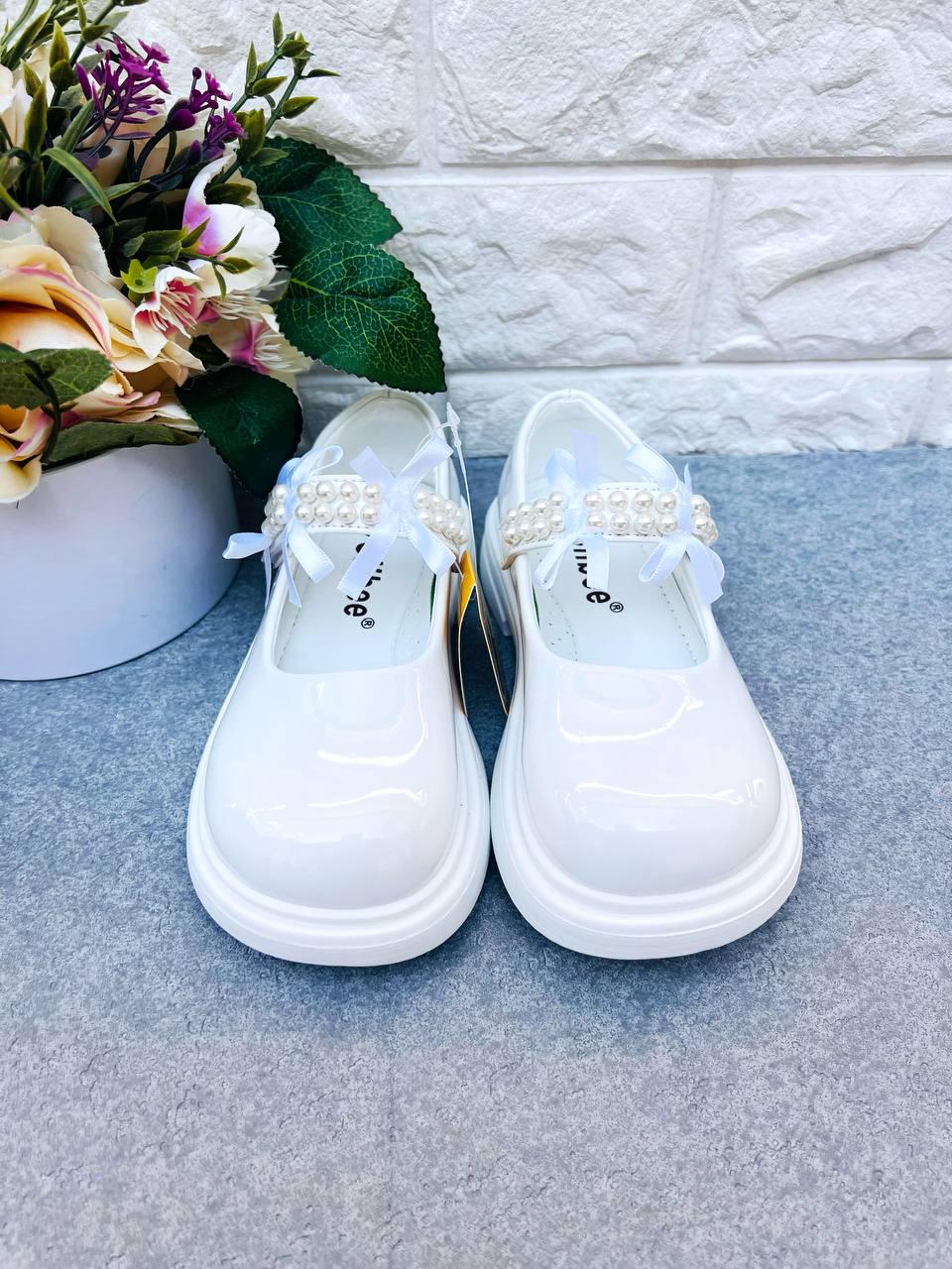 Туфлі класичні для дівчинки Clibee 1822 р. 29 18 см Білий (1822-2) - фото 2 Туфлі класичні для дівчинки Clibee 1822 р. 29 18 см Білий (1822-2) - фото 2