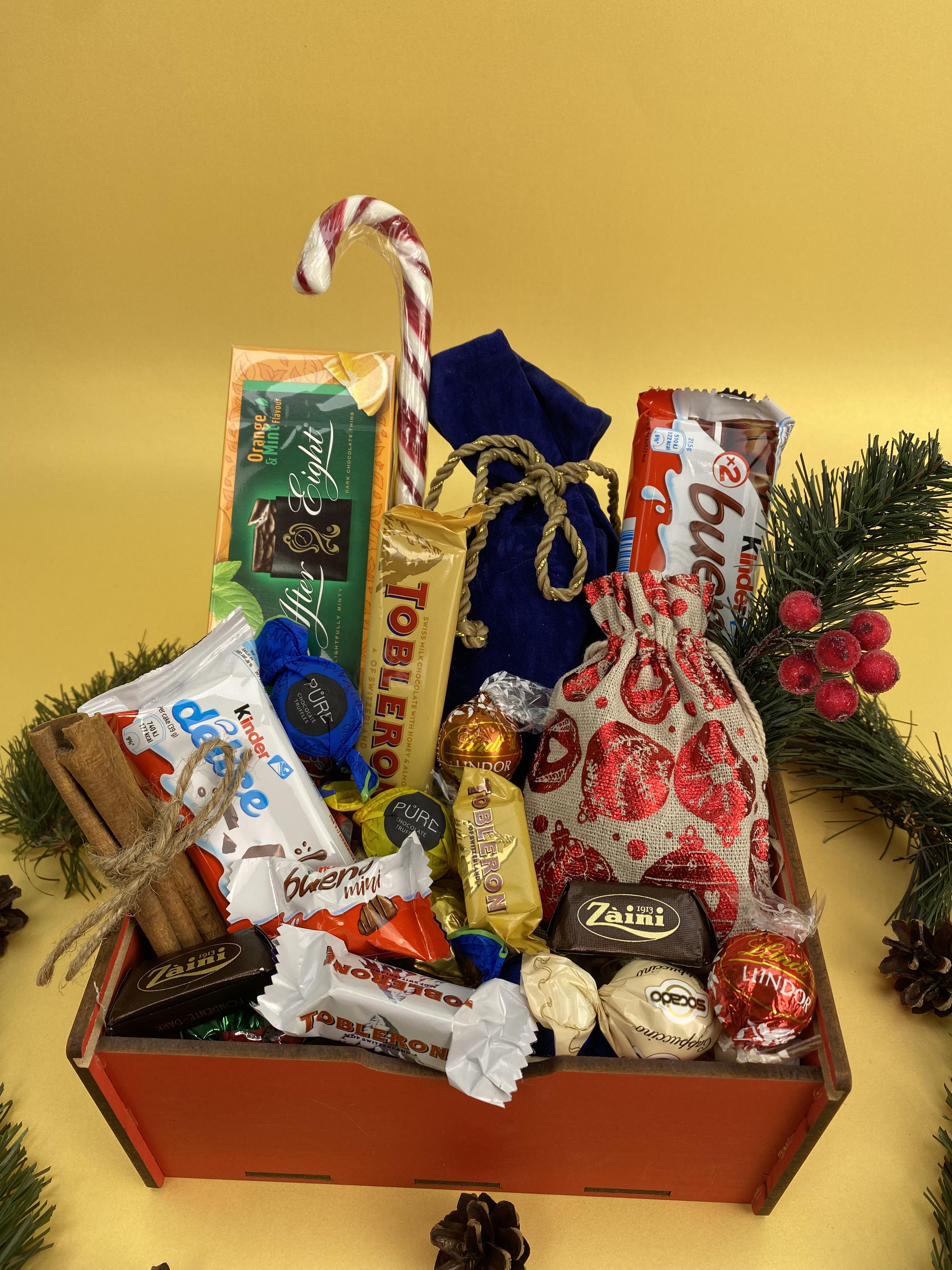 Новогодний подарок Winter sweater (8-0520)