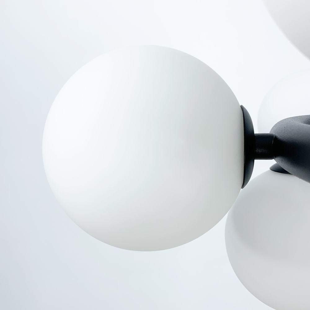 Люстра плафонами-кулями різного діаметру Білий (SGJ 7/15 BK) - фото 2 Люстра плафонами-кулями різного діаметру Білий (SGJ 7/15 BK) - фото 2