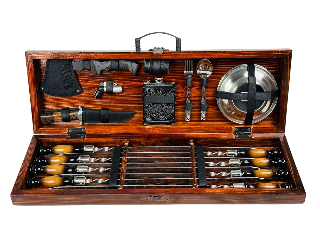 Набор шампуров ручной работы Пикник LUX с аксессуарами 36 предметов в кейсе 75х24х10 см Коричневый (124-10-KS-7802)
