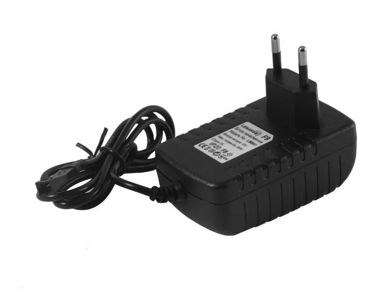 Блок питания LEDUA 24W-IP44 2А пластик розеточный 12V мама (4472)