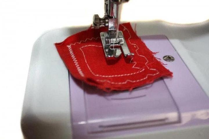 Машинка швейна UTM Sewing Machine 505 - фото 3