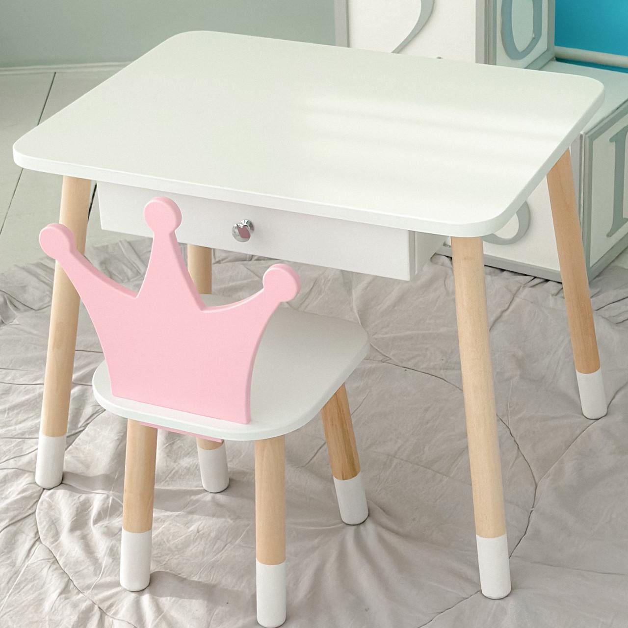 Детский столик и стульчик корона с ящиком для карандашей и раскрасок Бело-розовый (56787) Детский столик и стульчик корона с ящиком для карандашей и раскрасок Бело-розовый (56787)