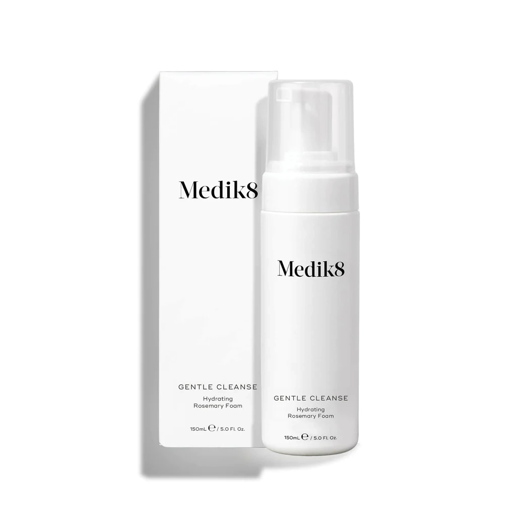 Увлажняющая пенка для умывания с розмарином Medik8 Gentle Cleanse 150 мл (P08756)