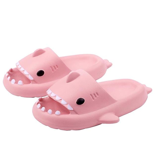 Шлепанцы женские Акула на лето сланцы р. 38-39 Розовый - фото 1