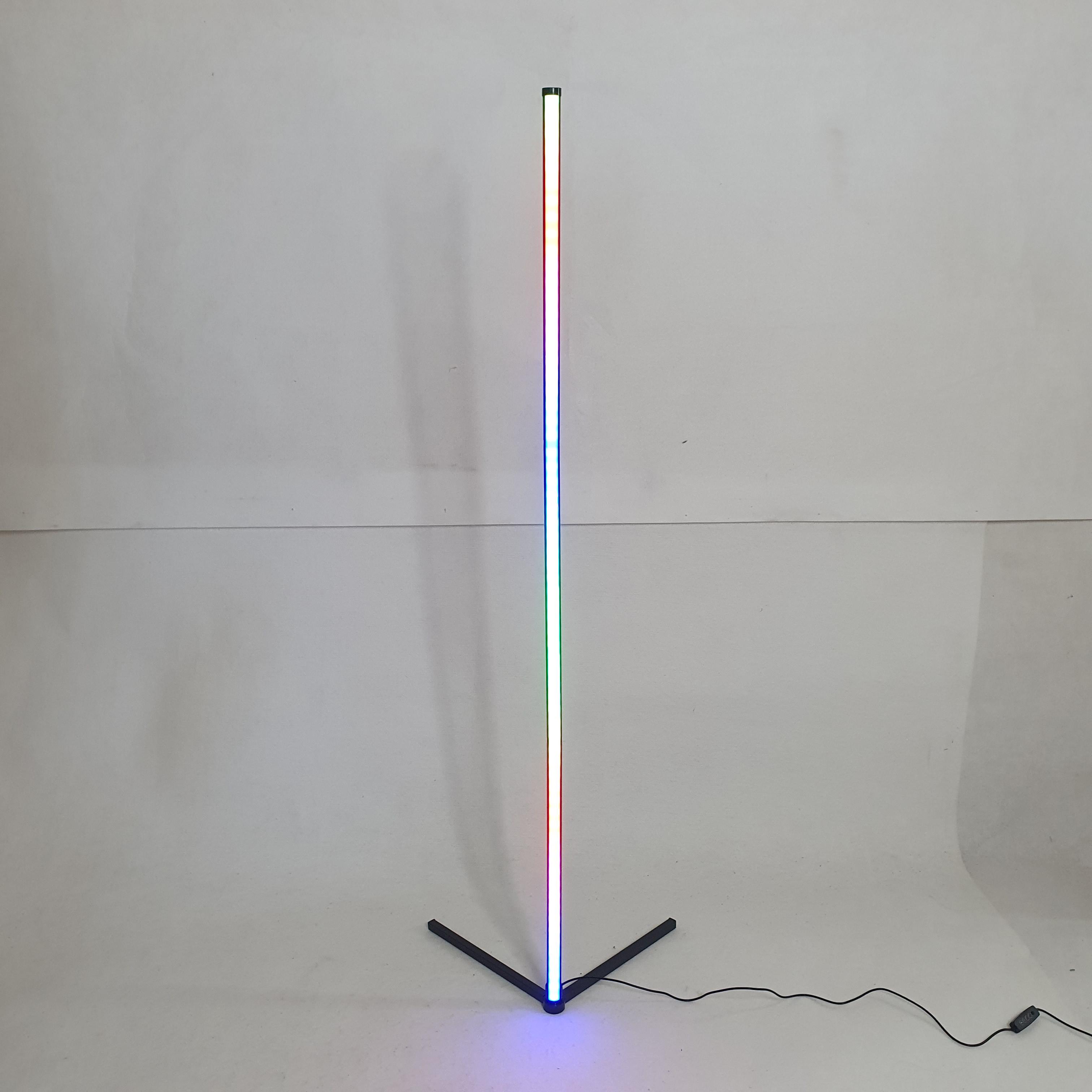 Напольная угловая светодиодная RGB LED лампа 1,4 м торшер для спальни с пультом дистанционного управления Разноцветный RGB HA-10 - фото 6 Напольная угловая светодиодная RGB LED лампа 1,4 м торшер для спальни с пультом дистанционного управления Разноцветный RGB HA-10 - фото 6