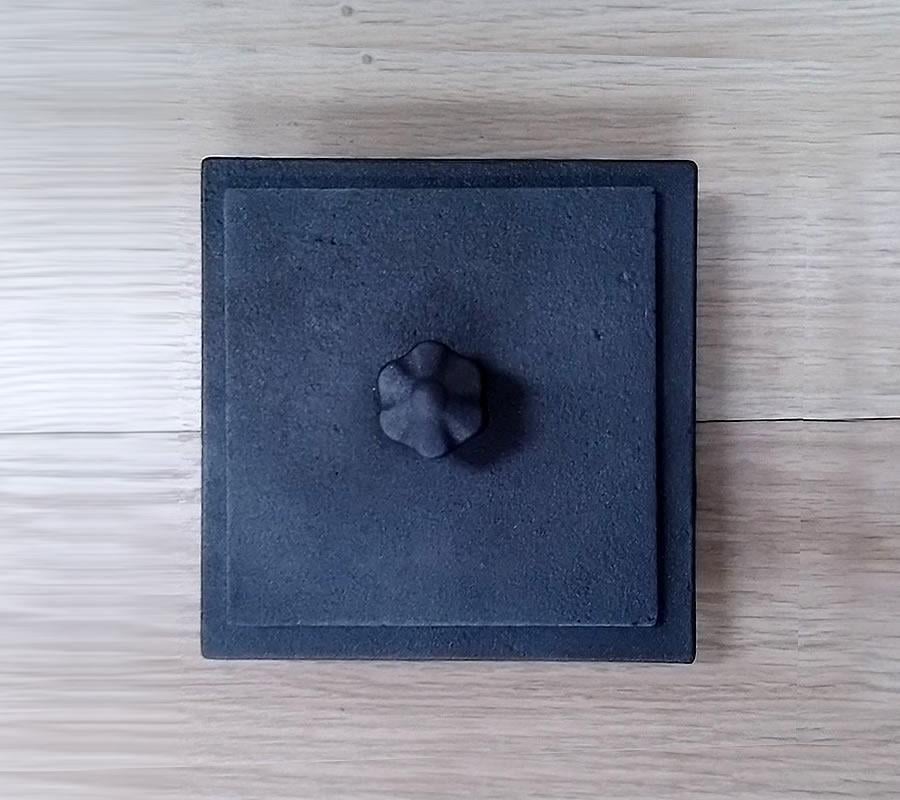 Дверца чистящая KHLP Аскет 175х175 мм из чугуна