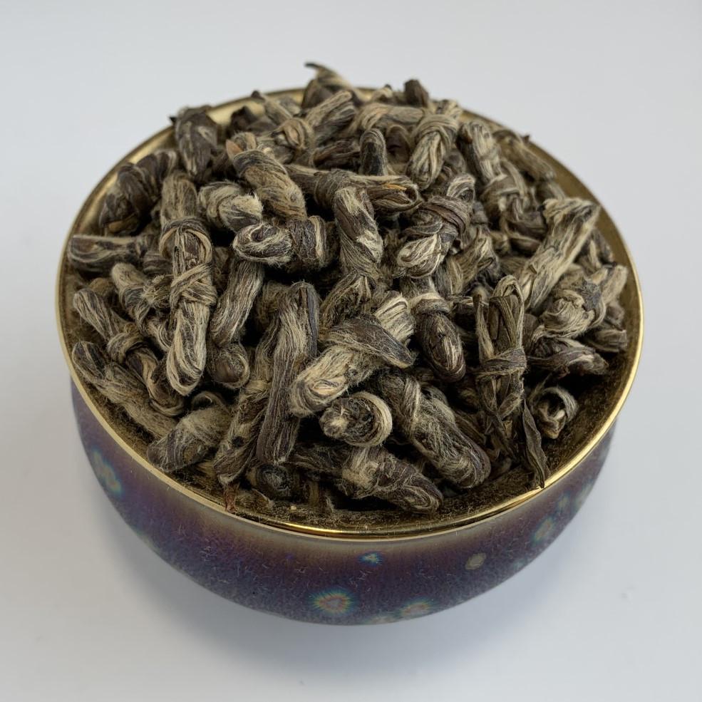 Чай Зеленый Хуа Юй Де Жасминовая Нефритовая Бабочка элитный 100 г