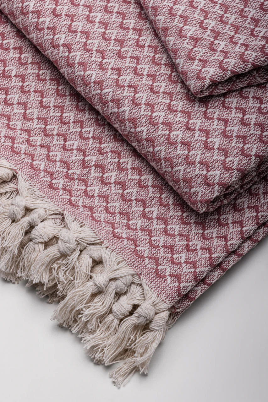 Плед HYGG Muar евро 200х230 см Светло-бордовый (313567) Плед HYGG Muar евро 200х230 см Светло-бордовый (313567)