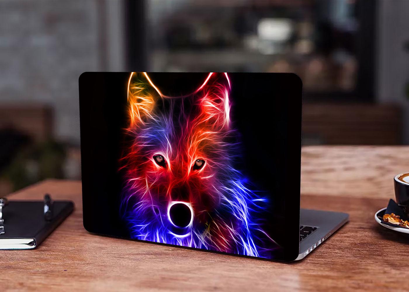 Декоративная наклейка на ноутбук 17,3" Neon Wolf 400х260 мм (100421_17)