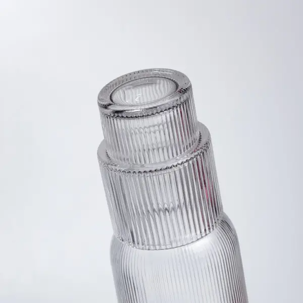 Кувшин для напитков со стаканом из толстого стекла ребристый 700 мл Прозрачный - фото 3 Кувшин для напитков со стаканом из толстого стекла ребристый 700 мл Прозрачный - фото 3