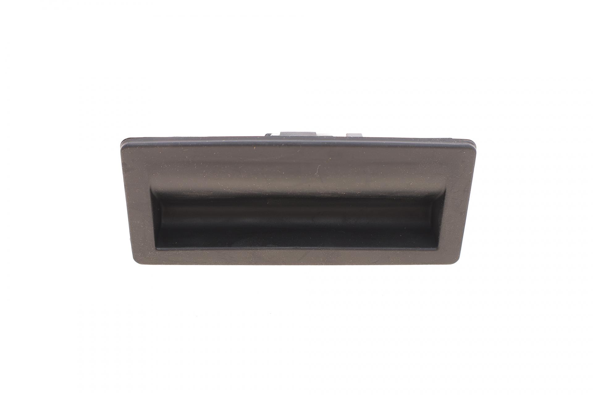 Кнопка открытия багажника FEBI BILSTEIN VW Caddy IV 15-20-177079