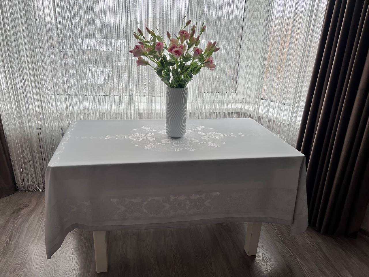 Скатертина Jumbo з тефлоновим покриттям великий 160x220 см Сірий (23588875)