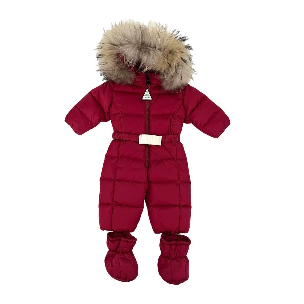 Комбінезон зимовий Moncler 42-951-19301-05-54155 71 см 9 міс. Бордовий (32539753) Комбінезон зимовий Moncler 42-951-19301-05-54155 71 см 9 міс. Бордовий (32539753)