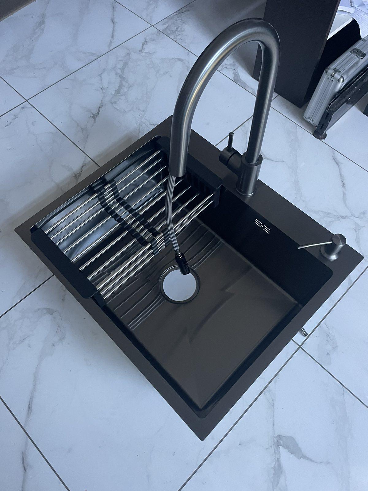 Мойка кухонная Lidz 6050 Черный/смеситель для кухни с выдвижным изливом Kroner PVD03915 - фото 8
