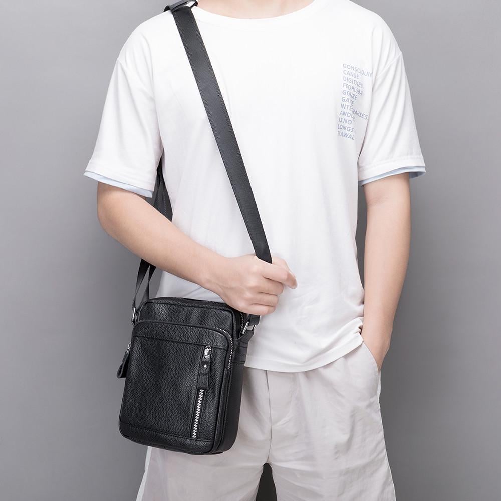 Чоловіча сумка через плече Lorian з натуральної шкіри з регульованим плечовим ременем Чорний (LR 257556-black) Чоловіча сумка через плече Lorian з натуральної шкіри з регульованим плечовим ременем Чорний (LR 257556-black)