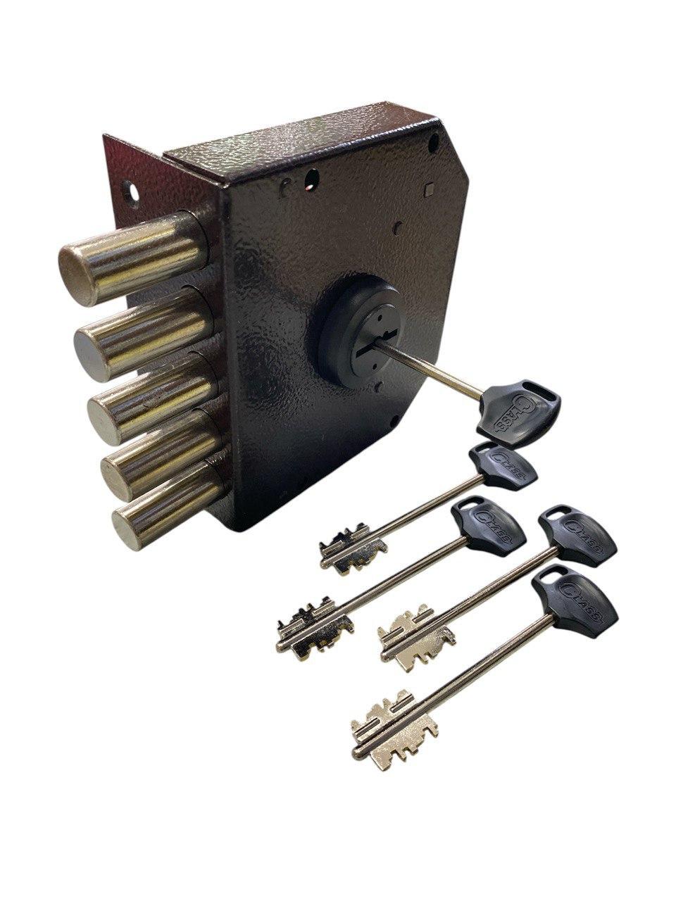 Замок накладной гаражный CLASS 06.51 5 ключей
