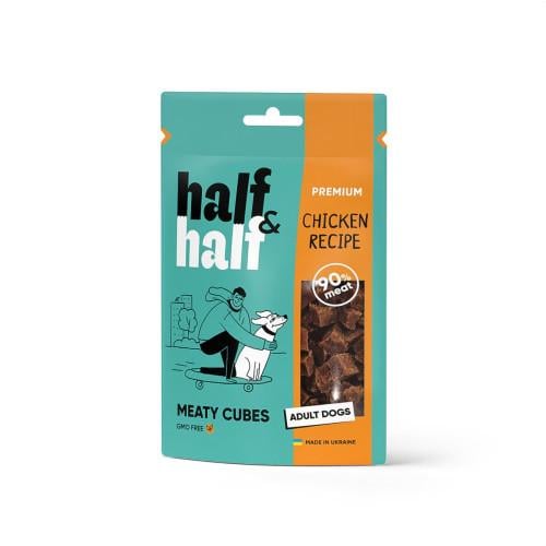 Ласощі для собак Half&Half у формі м'ясних кубиків з куркою 100 г Ласощі для собак Half&Half у формі м'ясних кубиків з куркою 100 г