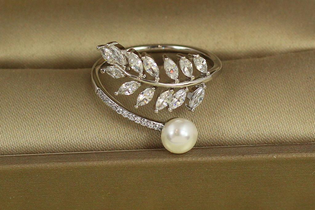 Кільце Xuping Jewelry Фіанітова гілка розсувне р. 16 Сріблястий (31294234)