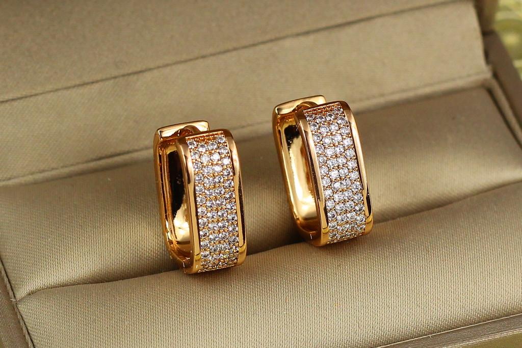 Серьги Xuping Jewelry квадратные кольца 1,8 см Золотистый