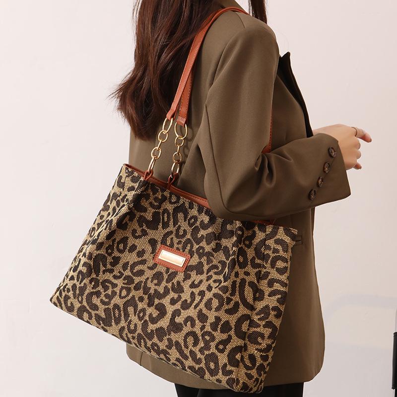 Сумка женская Леопардовый принт Louie (id_1277) - фото 3 Сумка женская Леопардовый принт Louie (id_1277) - фото 3