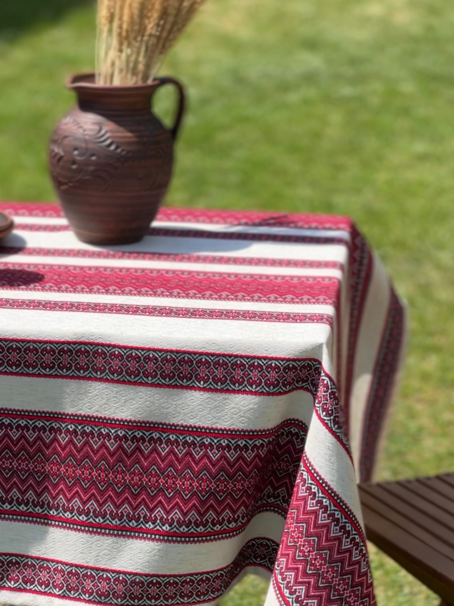 Скатерть льняная пасхальная Стожары с украинским орнаментом 180x150 см Красный (1901-3) - фото 4 Скатерть льняная пасхальная Стожары с украинским орнаментом 180x150 см Красный (1901-3) - фото 4