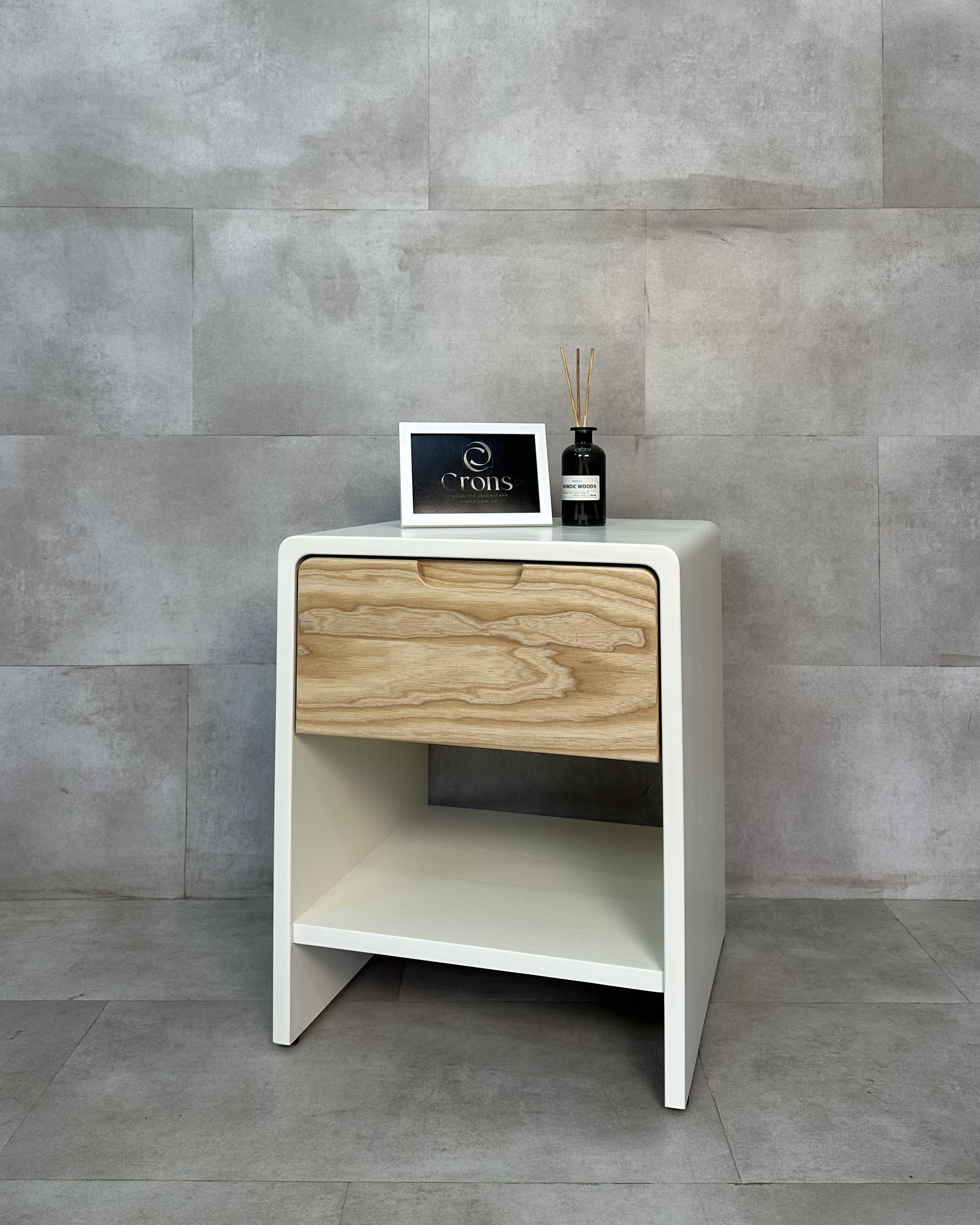 Тумба прикроватная из массива ясеня PT8-Y 550х400х350 мм Тумба прикроватная из массива ясеня PT8-Y 550х400х350 мм