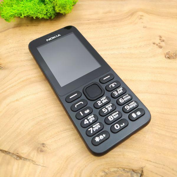 Кнопковий телефон Nokia 215 Black - фото 2