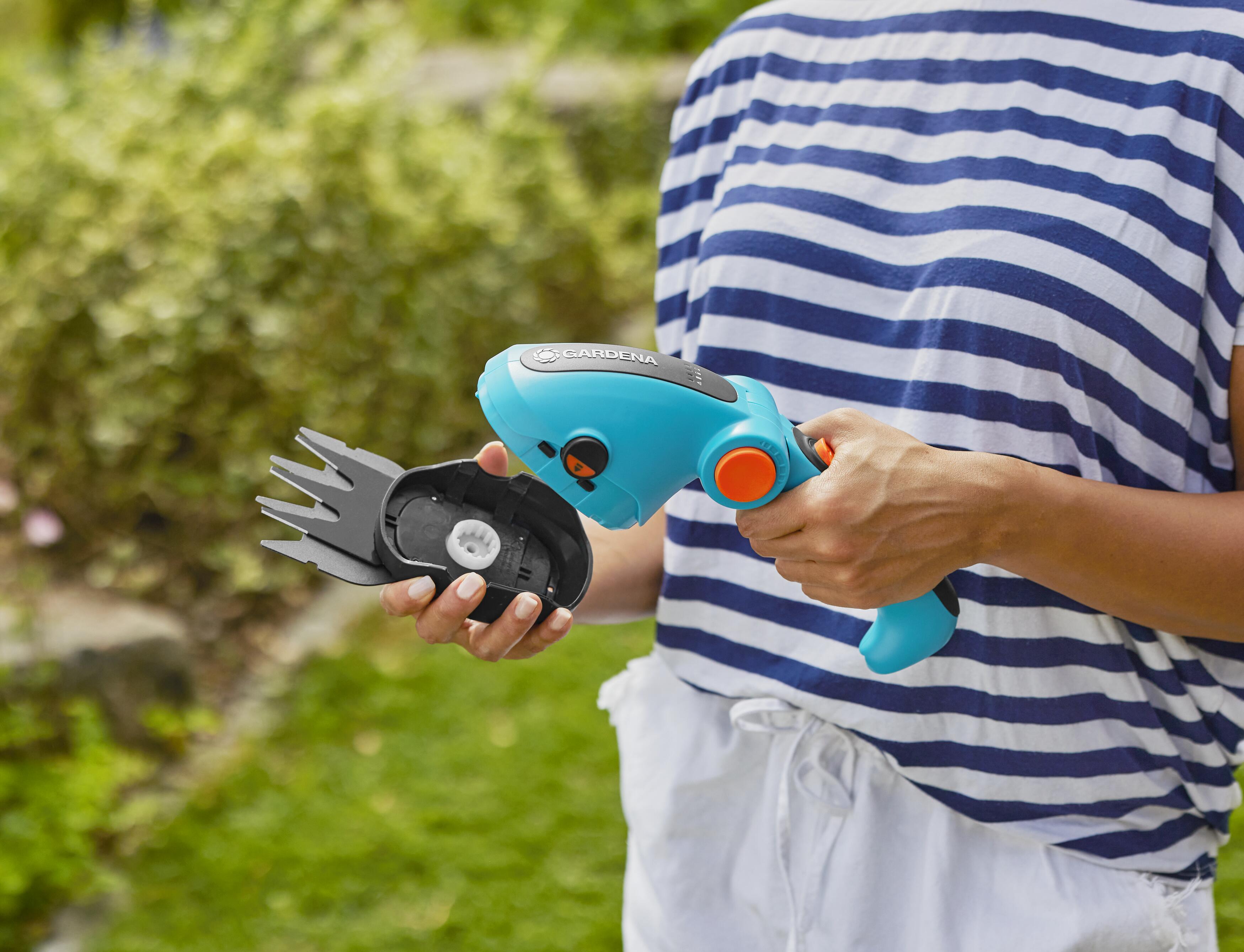 Кущоріз для газонів акумуляторні Gardena ComfortCut Li Set USB-C (09888-20) - фото 5 Кущоріз для газонів акумуляторні Gardena ComfortCut Li Set USB-C (09888-20) - фото 5