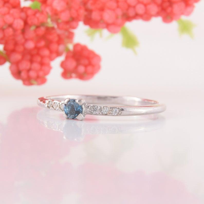 Кільце з білого золота з топазом (2248224332)