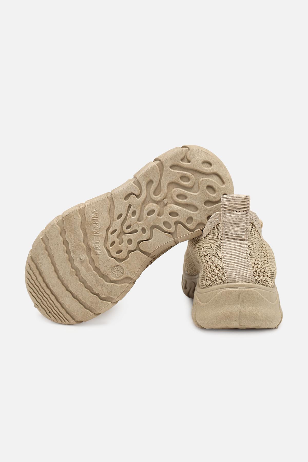 Кроссовки на плоской подошве для девочки цвет бежевый 24 - фото 4 Кроссовки на плоской подошве для девочки цвет бежевый 24 - фото 4