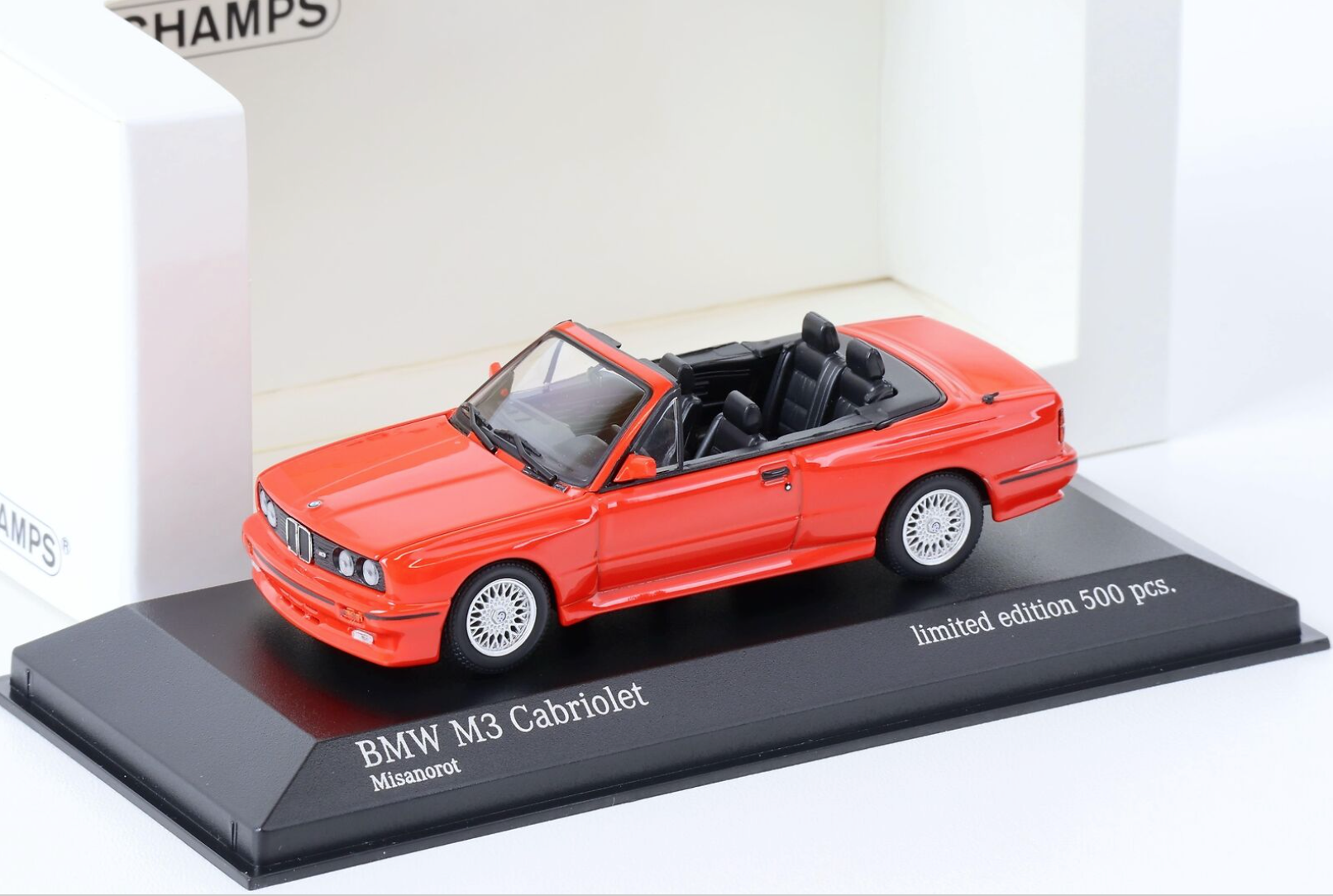 Модель автомобиля Maxichamps 1:43 BMW M3 E30 Cabriolet Red (943020333)