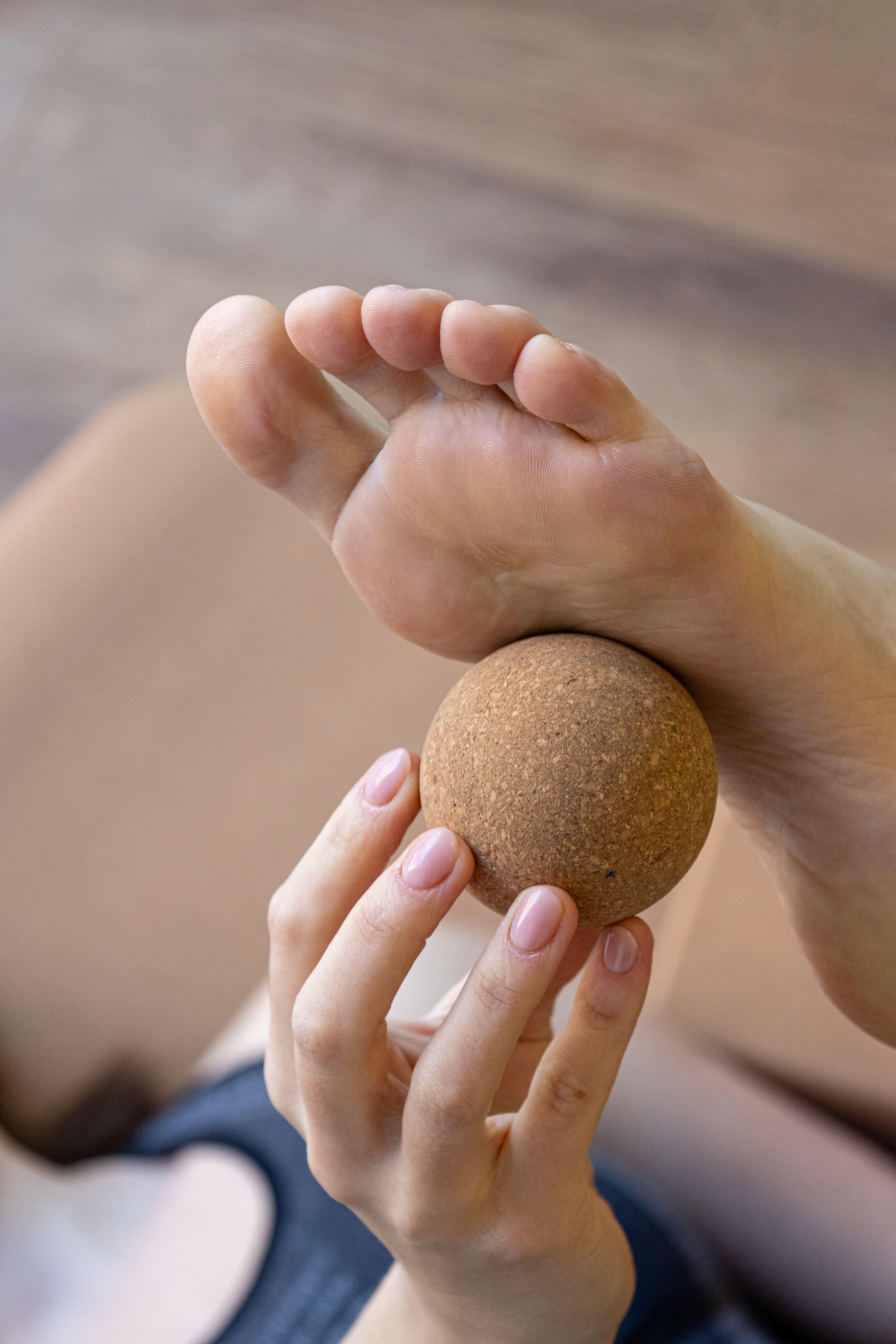 Масажний м'яч корковий 6 см (ММК) - фото 4 Масажний м'яч корковий 6 см (ММК) - фото 4