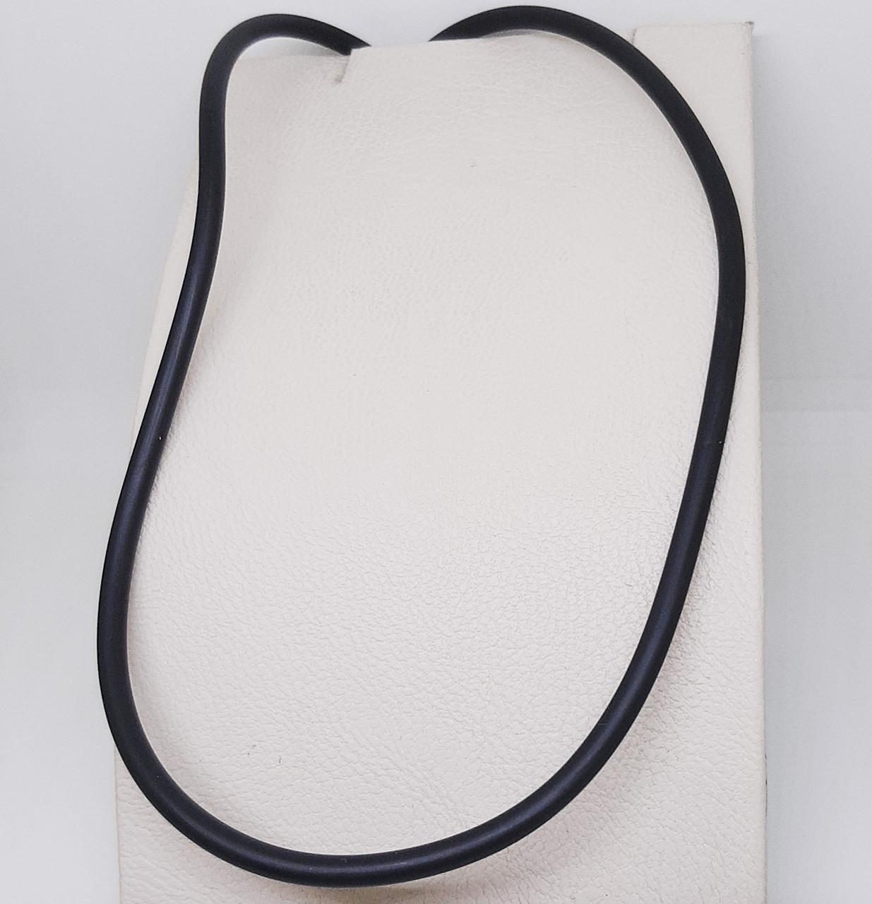 Шнурок каучуковый 46с008 с серебряной застежкой 40 5,3 г (1183533123)