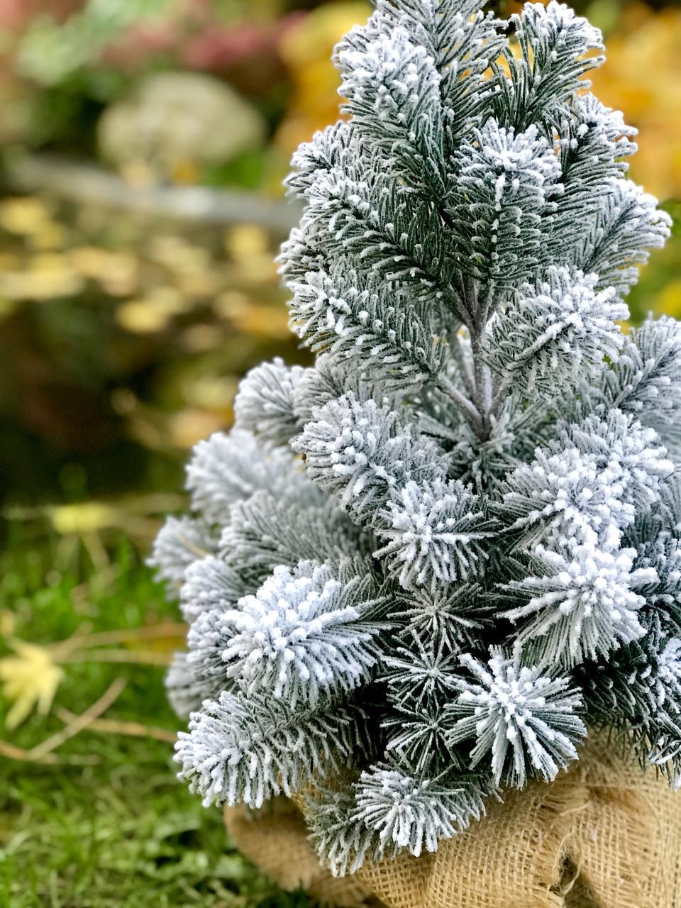 Ялинка лита SGH Premium в мішковині 50 см засніжена - фото 6 Ялинка лита SGH Premium в мішковині 50 см засніжена - фото 6