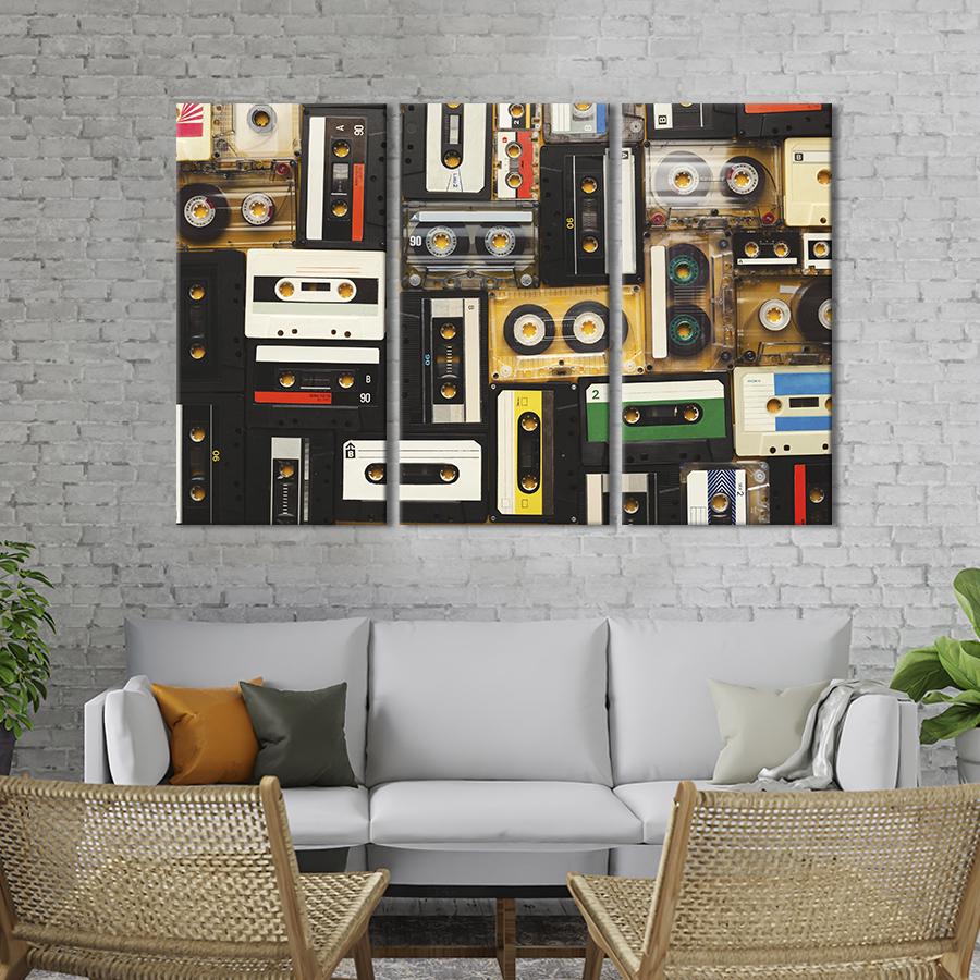 Модульная картина триптих Музыкальные кассеты 78x48 см (525-31) Модульная картина триптих Музыкальные кассеты 78x48 см (525-31)