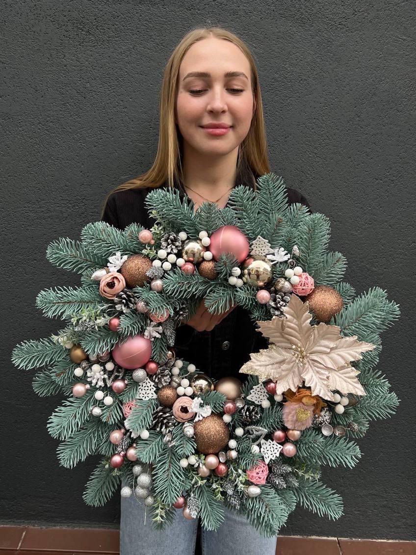 Венок рождественский Boxiku 50 см литый Розовый - фото 2