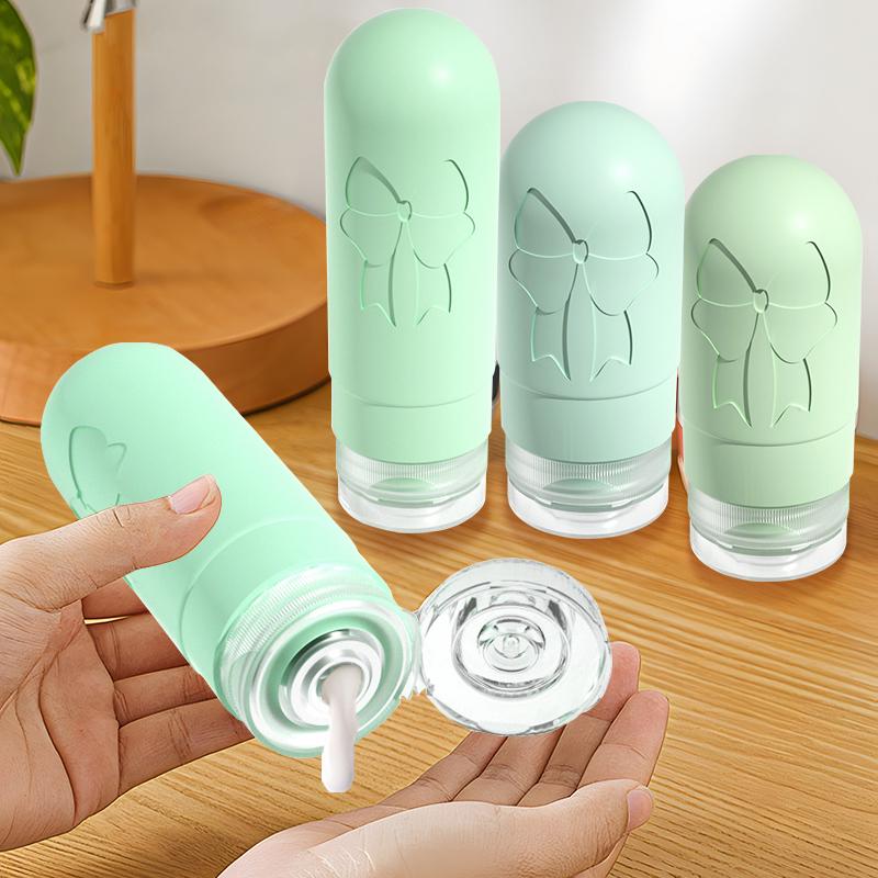 Набор дорожных баночек емкости для путешествий силиконовые 4 шт. 60 и 90 мл в косметичке Зеленый (113_4_0_2С) - фото 9 Набор дорожных баночек емкости для путешествий силиконовые 4 шт. 60 и 90 мл в косметичке Зеленый (113_4_0_2С) - фото 9