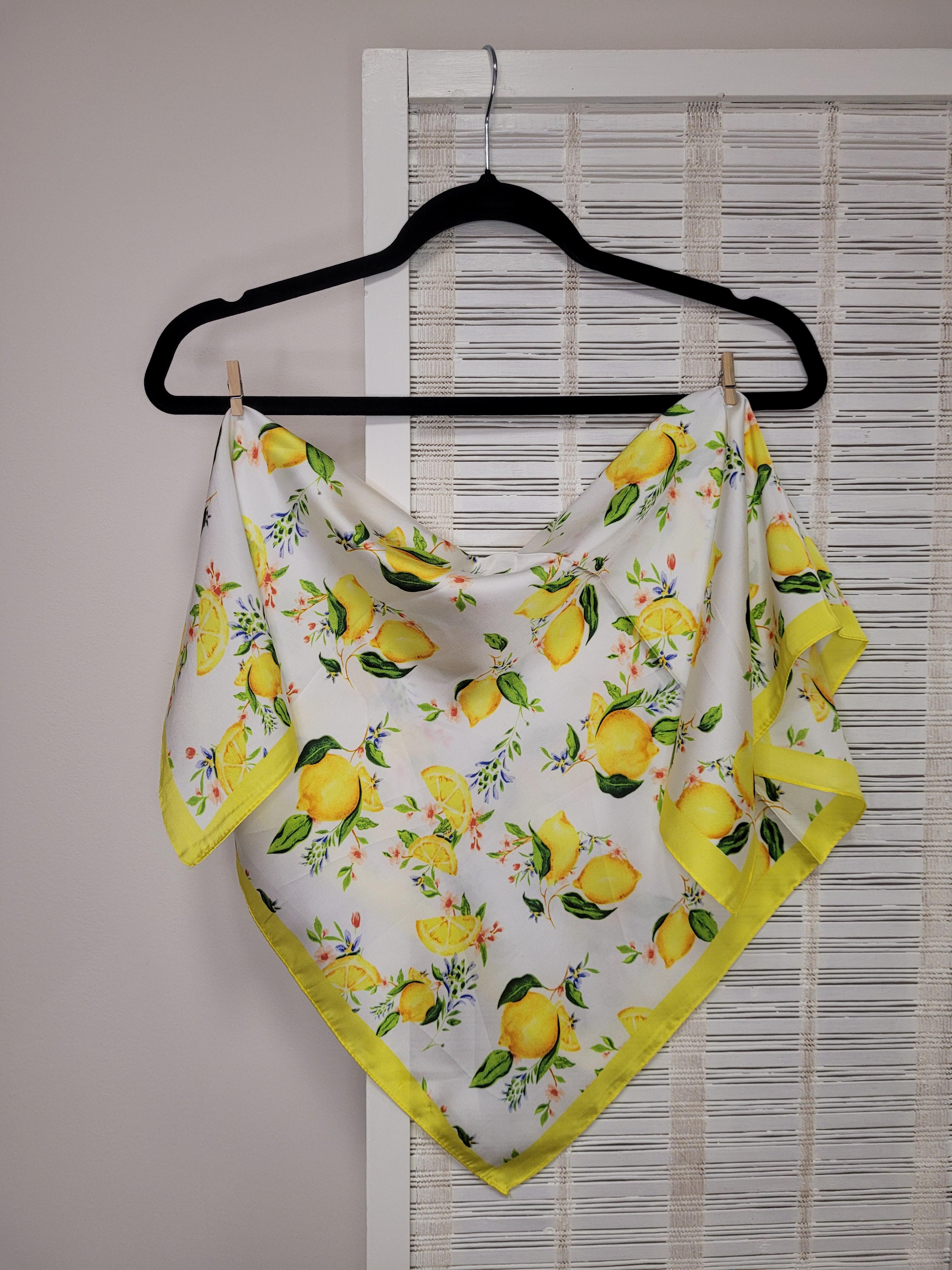 Хустка жіноча шийна шовкова Лимони 70х70 см Білий/Жовтий